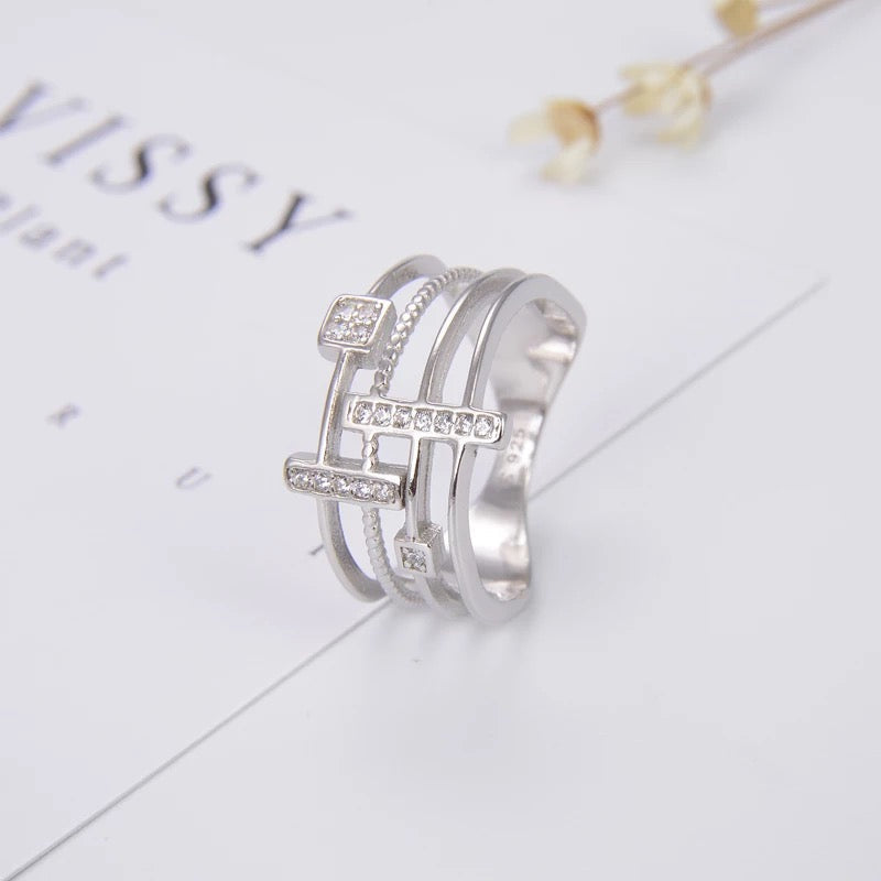 Ring _ silver zircon white