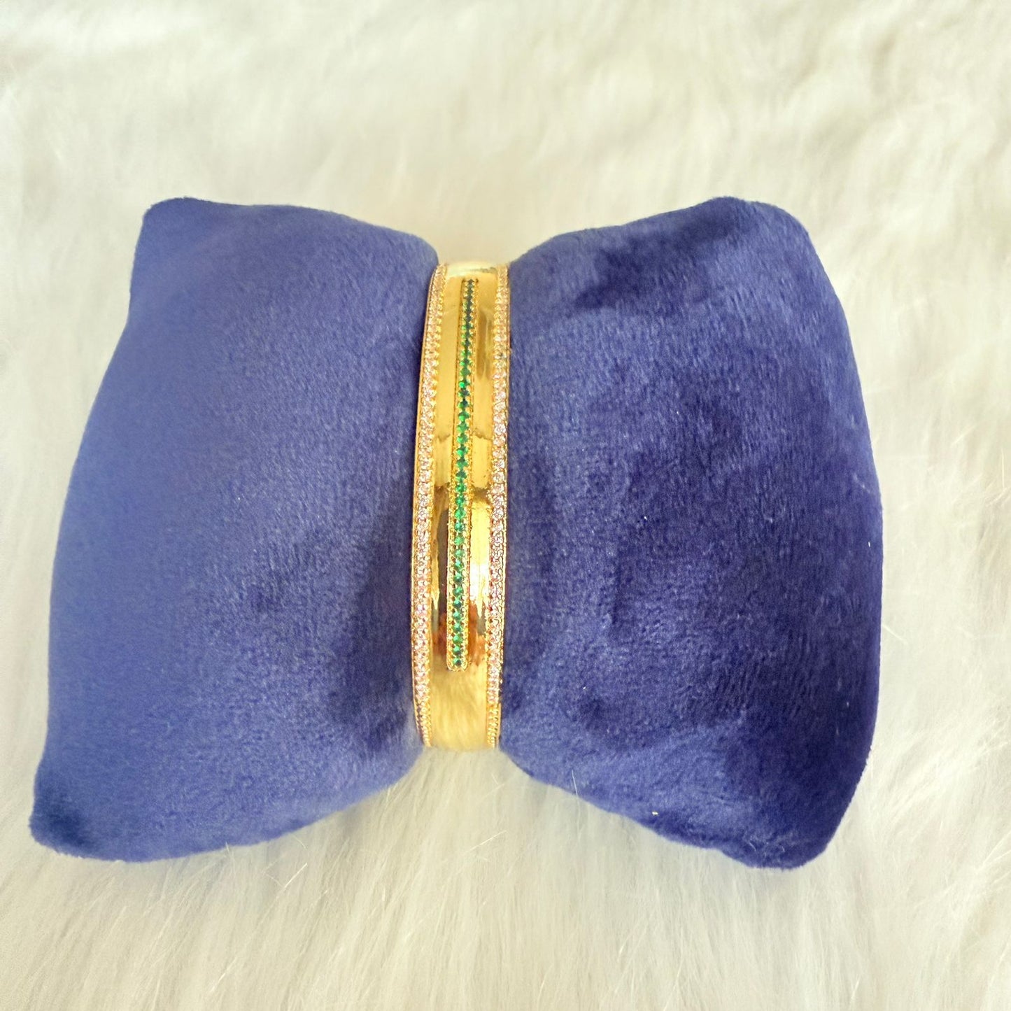 Bracelet - Simple gold bangle with green zircon stones