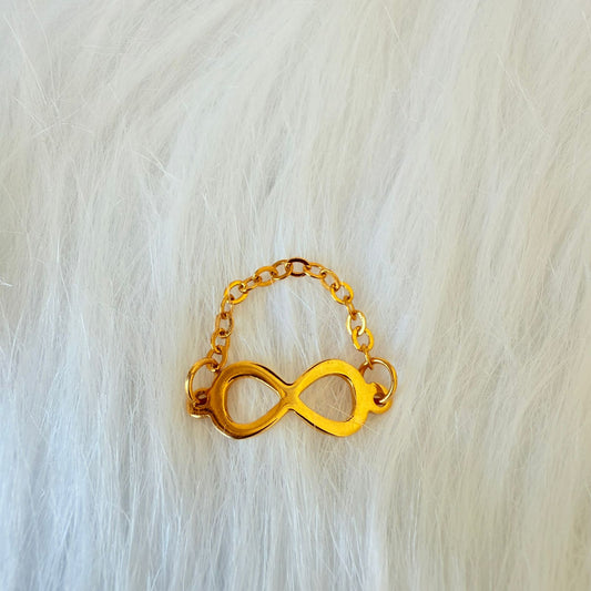 Ring size 7 - Gold infinity chain ring