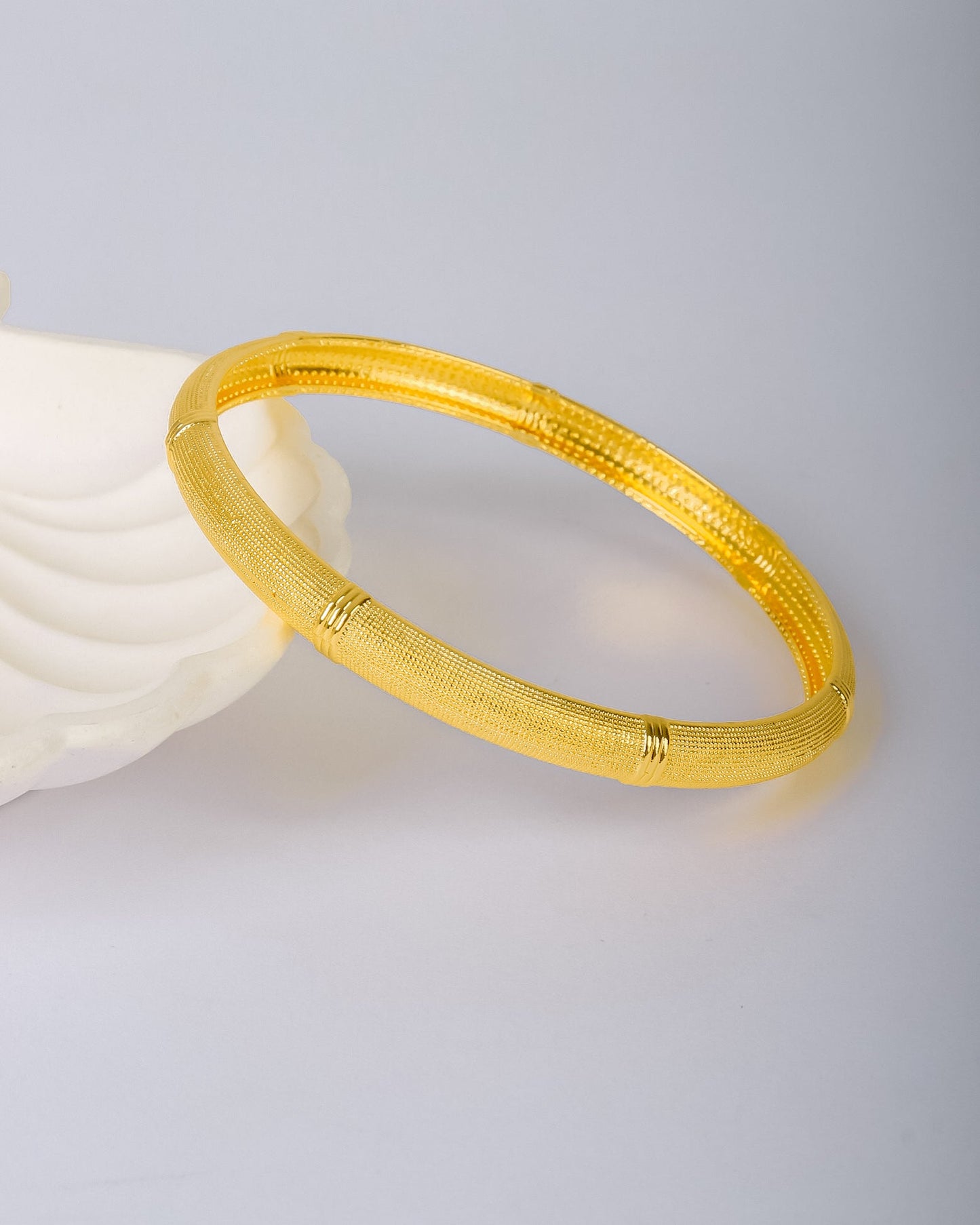 Sets - 3 gold plated jewelry bangles