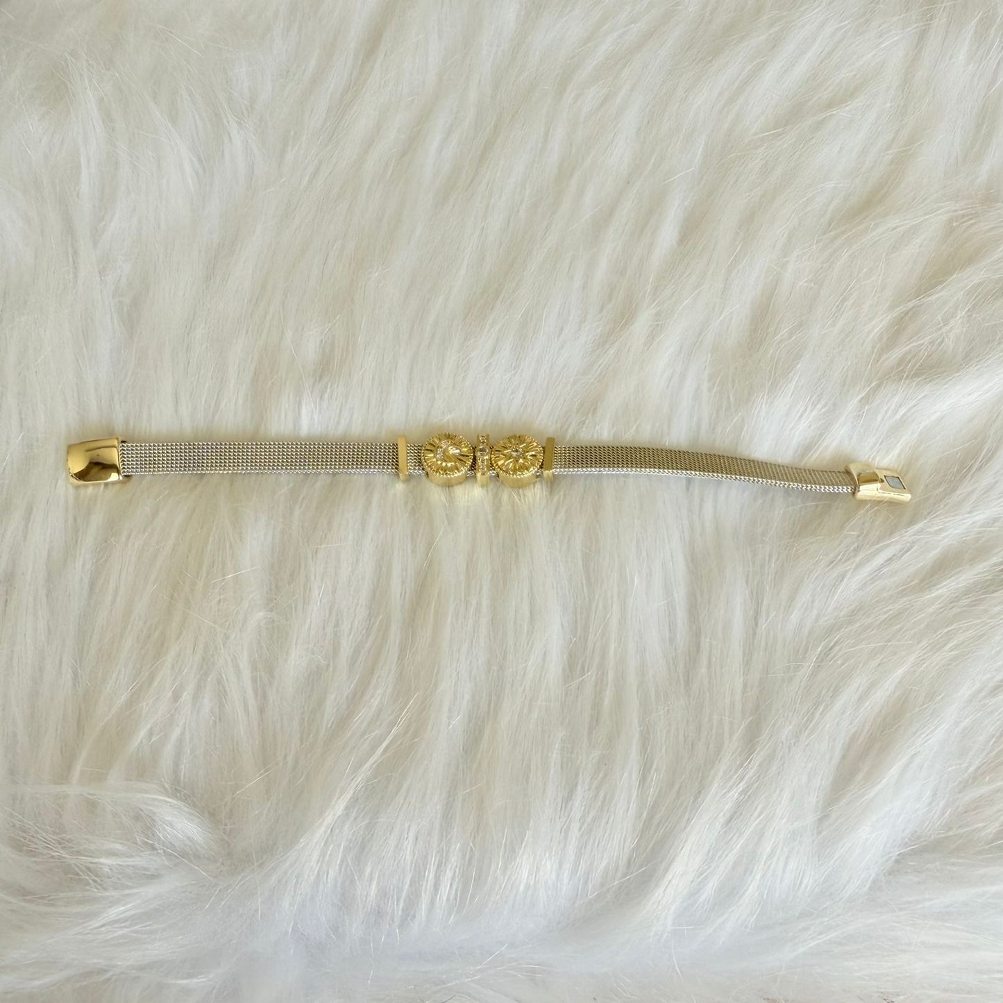 Bracelet - Simple silver bracelet with pendants