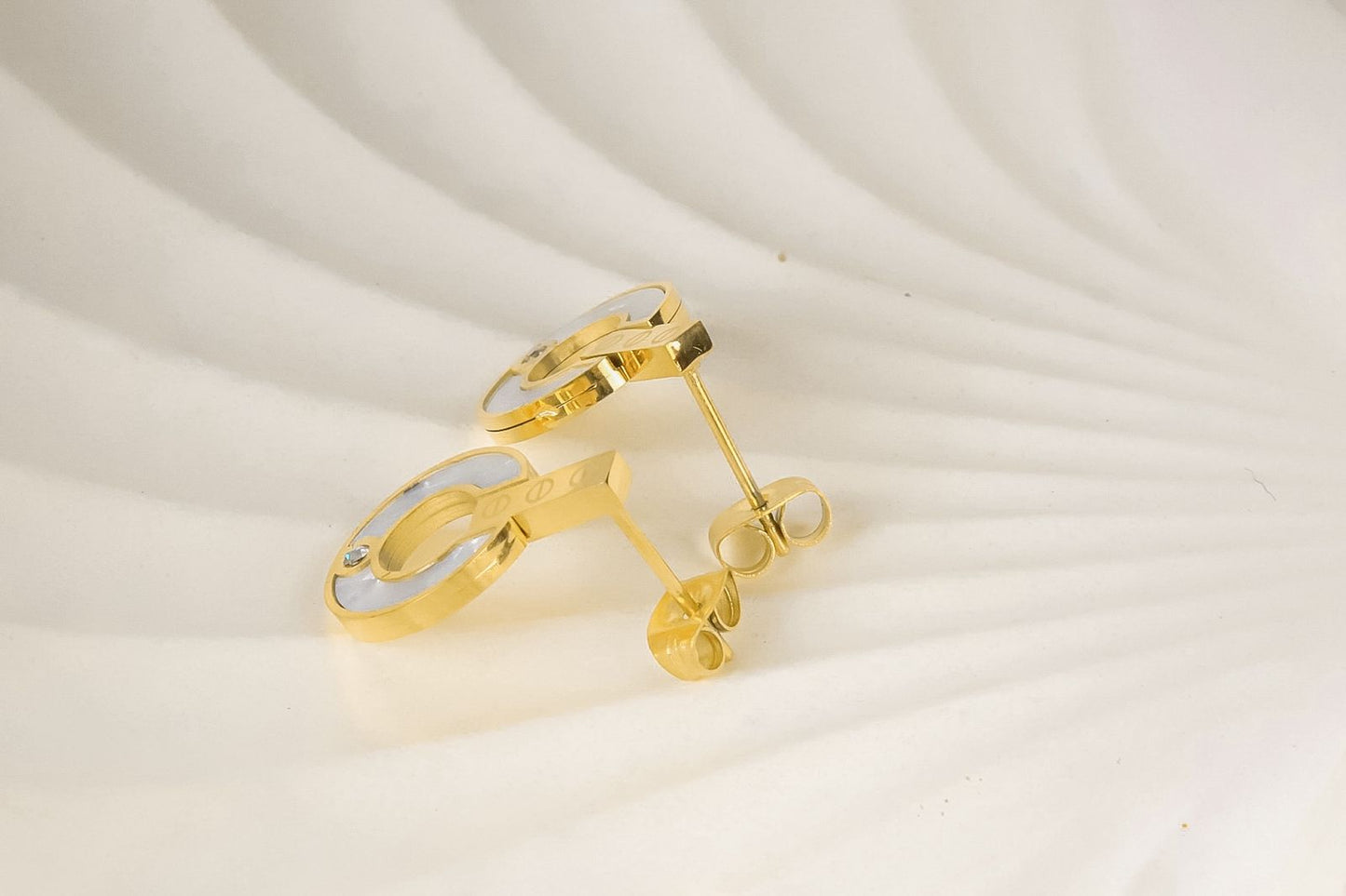 Stainless steel - Earrings gold circle white stones