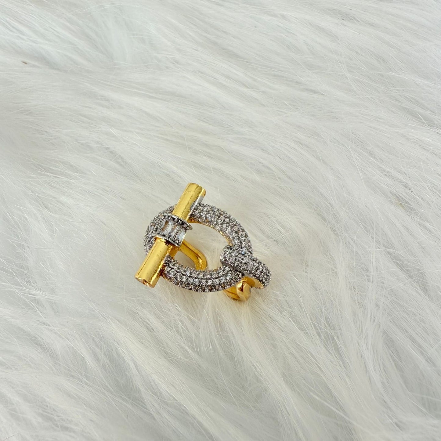 Ring - Gold ring free size with big zircon shape
