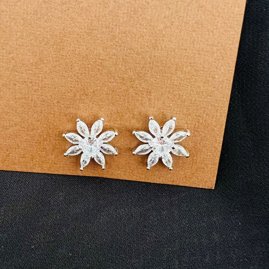 Earring - Simple zircon flower