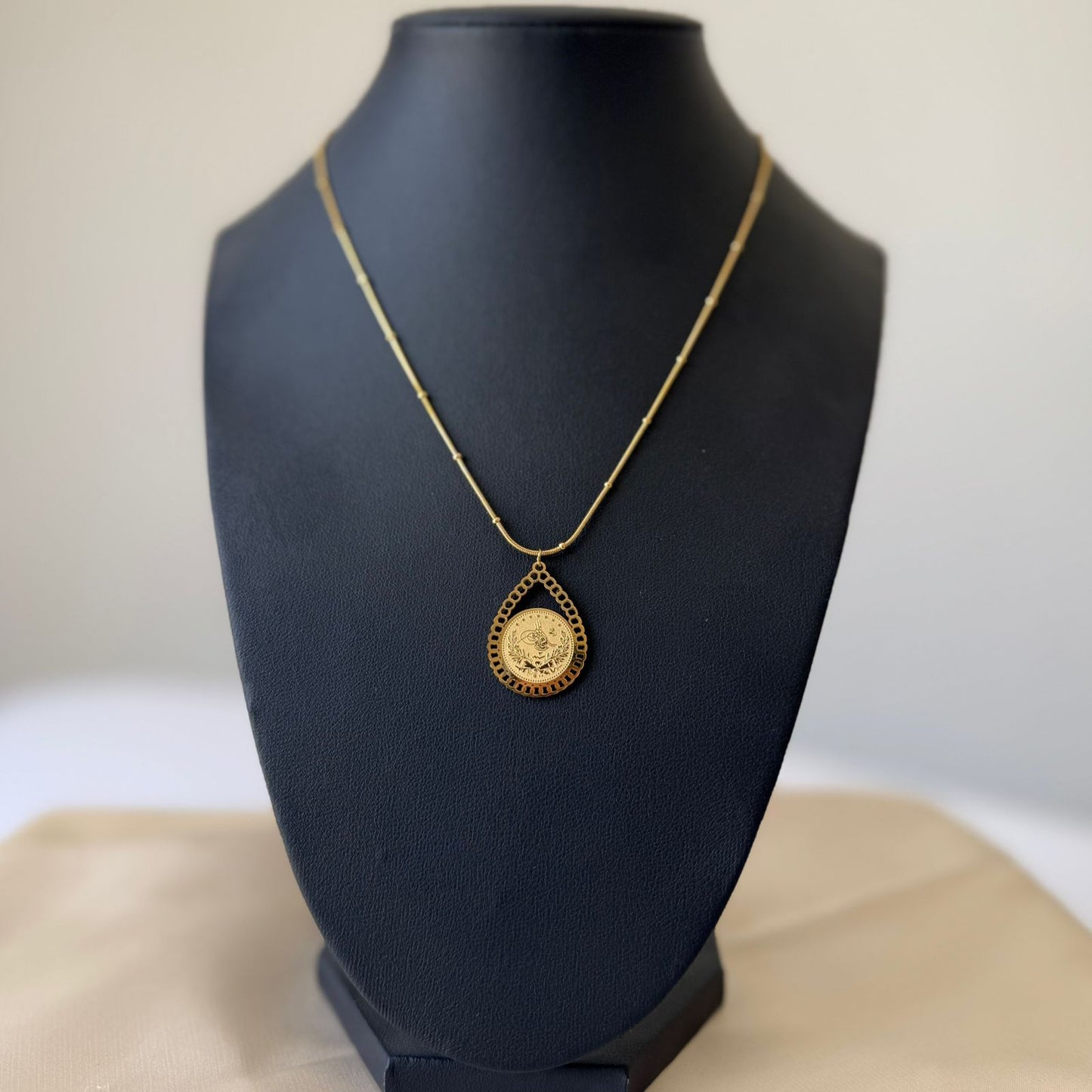 Stainless Steel- Gold necklace oval shape with coin