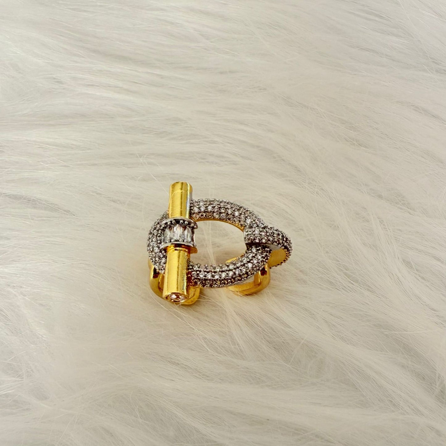 Ring - Gold ring free size with big zircon shape