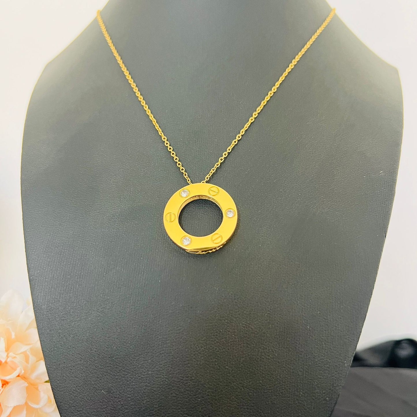 Necklace - Stainless steel circle gold with zircon
