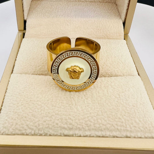 Ring - ring free size white zigzag