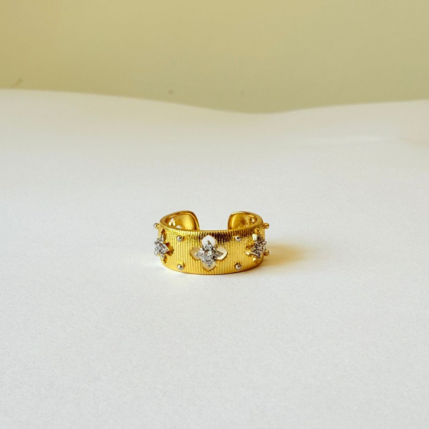 Ring - Gold-plated ring free size zigzag clover zircon