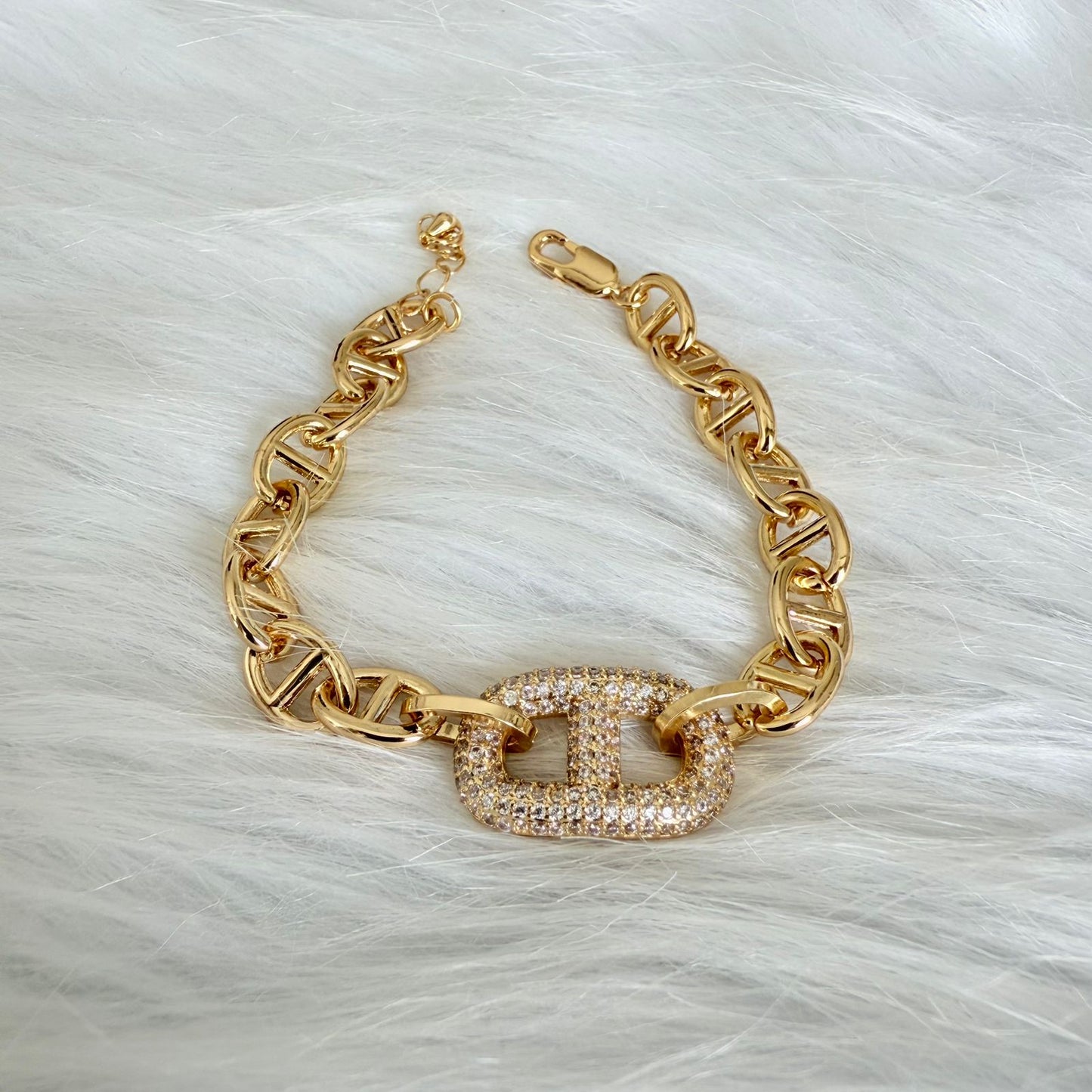 Bracelet - new shape chain with zircon one