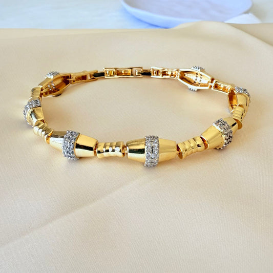 Bracelet - Gold-plated bracelet simple new design