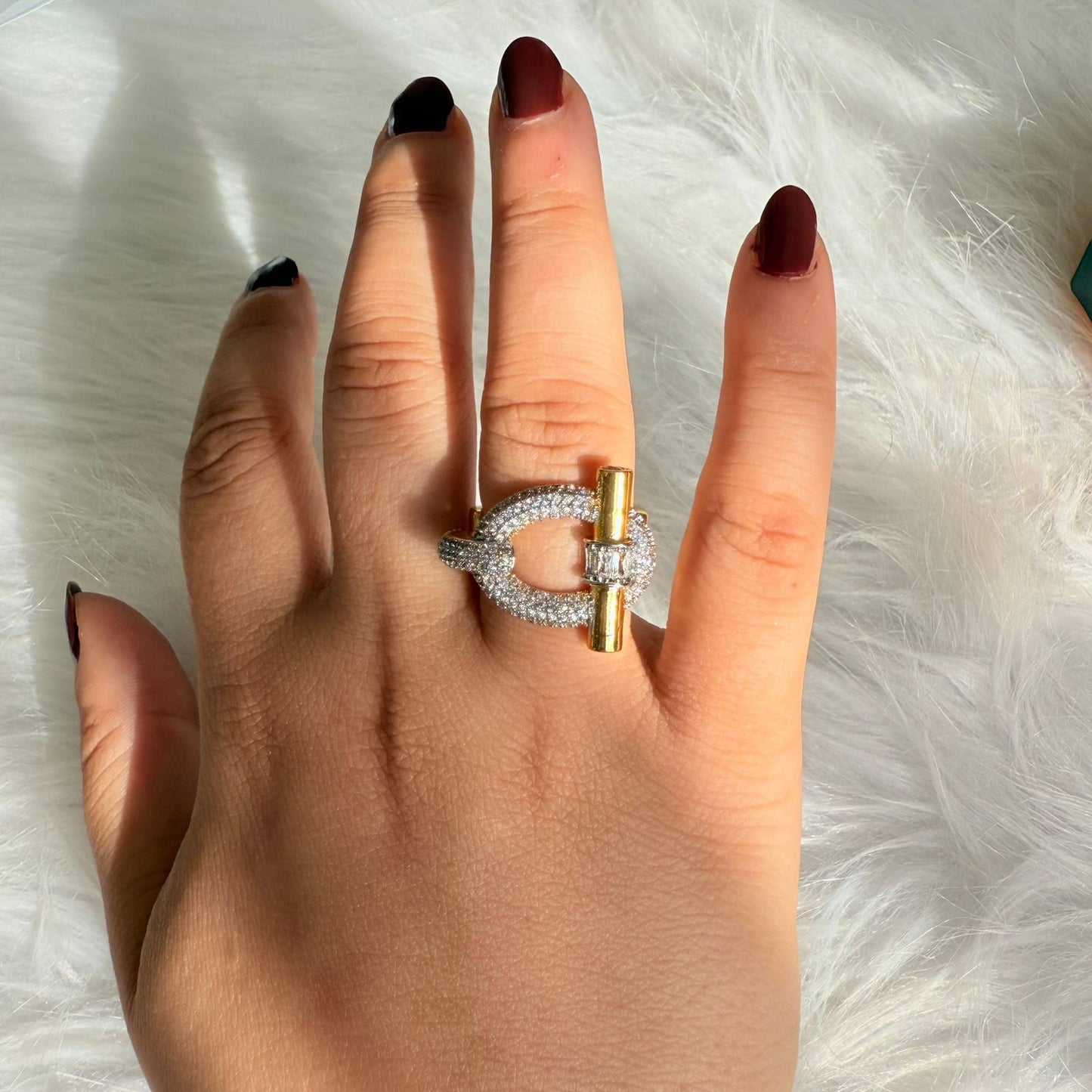 Ring - Gold ring free size with big zircon shape