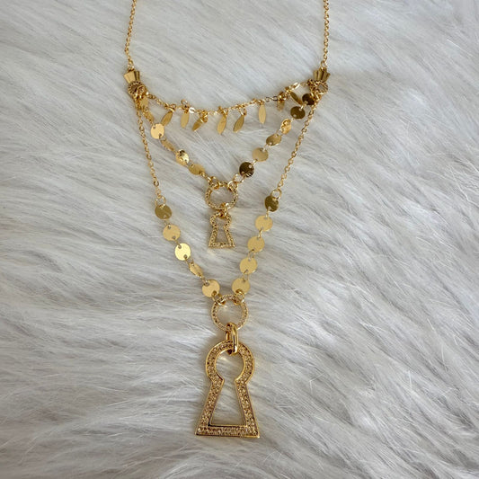 Necklace - Gold chains with lock pendants