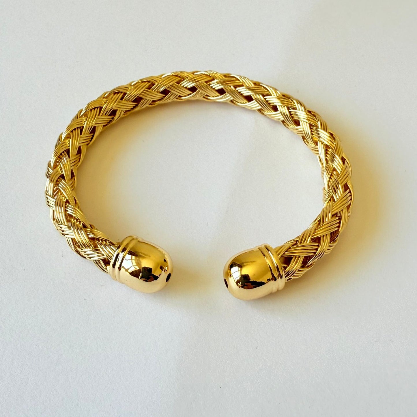 Stainless steel- Open bangle twisted chains