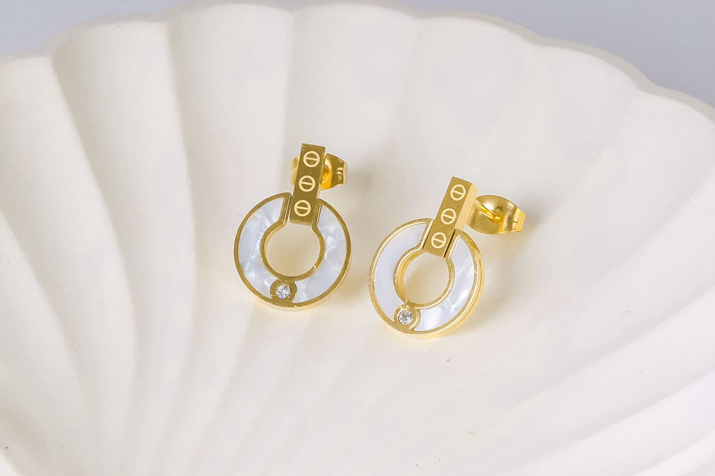 Stainless steel - Earrings gold circle white stones