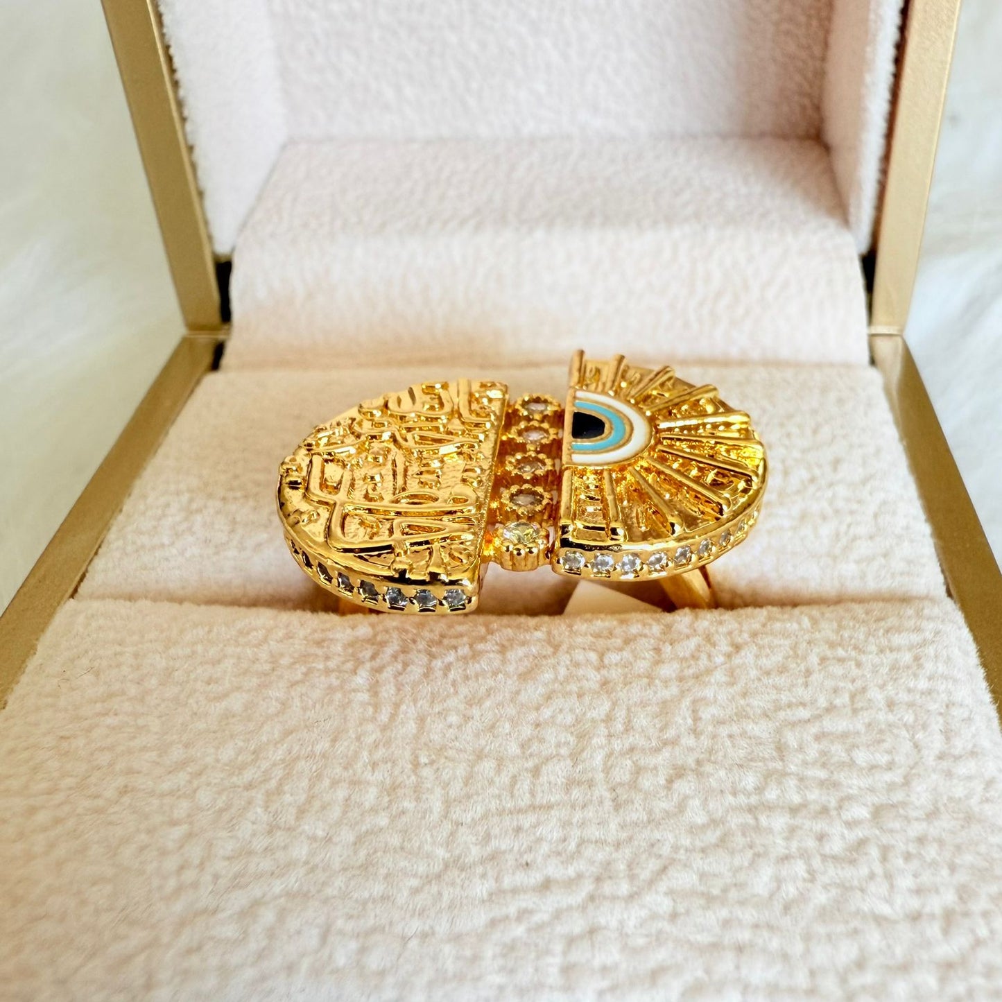 Ring size 7/8/9 - Gold f allah 5ayr 7afez