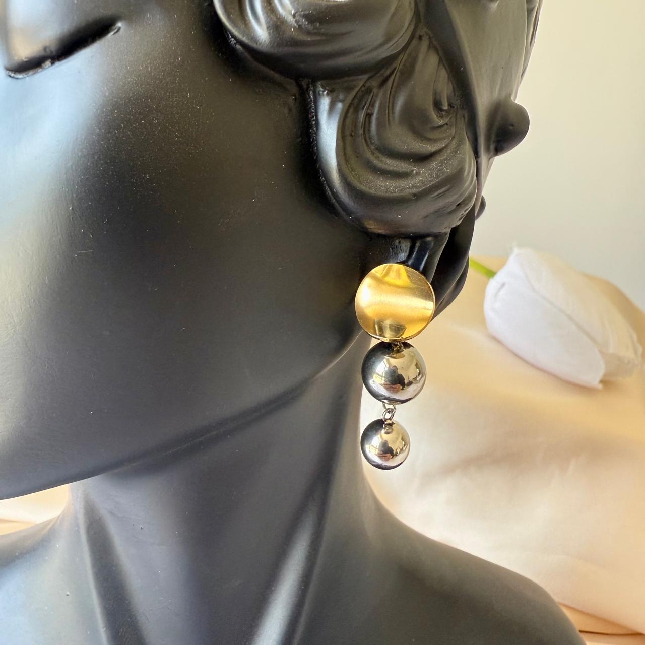 Earrings - Stainless steel new design silver-gold balls