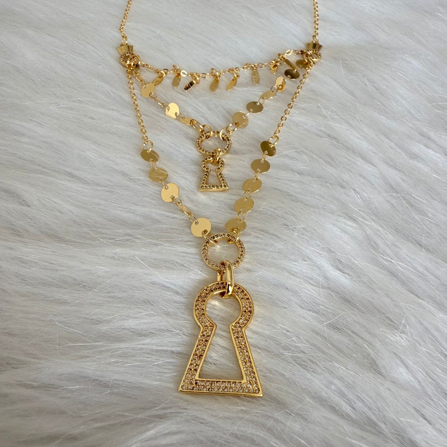 Necklace - Gold chains with lock pendants