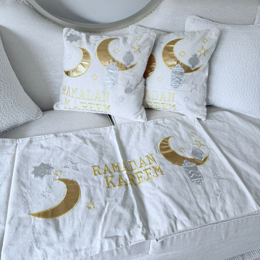 Two pillow case and runner gold Ramadan Kareem